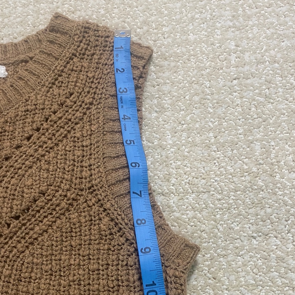 Design History Tan Sleeveless Knit Sweater - Picture 9 of 11